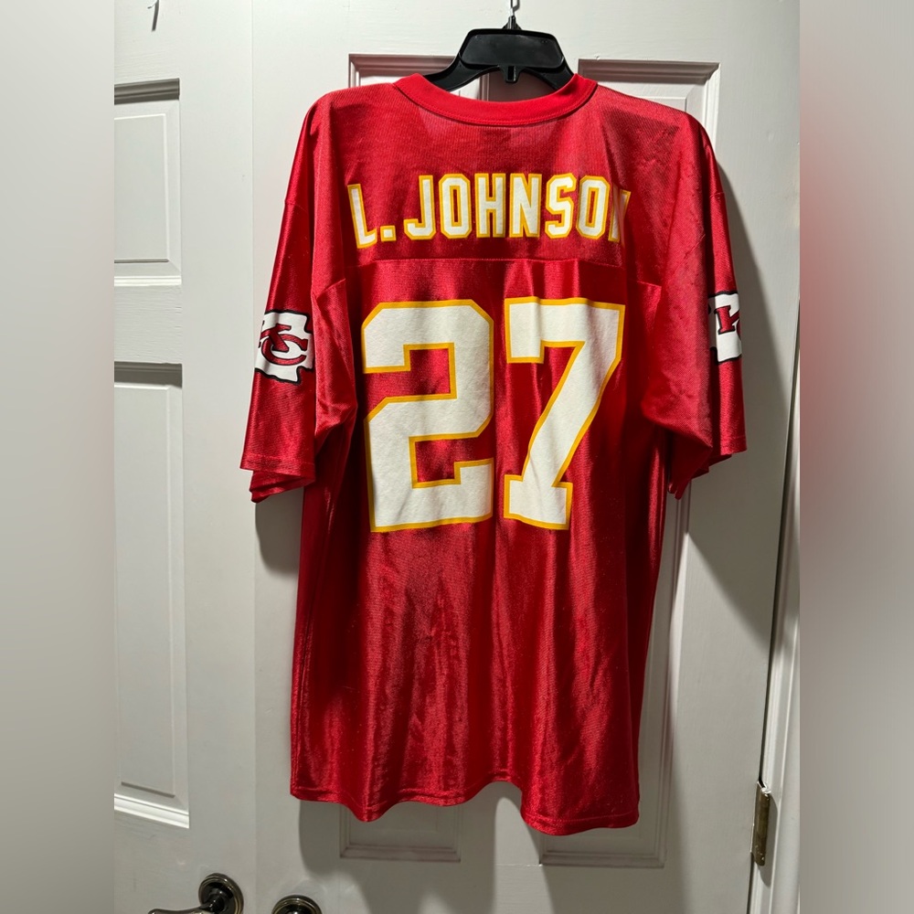 Vintage Chiefs Larry Johnson jersey. Size Large